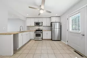 9155 S Cottage Grove Ave, Chicago, IL 60619 - Photo 9