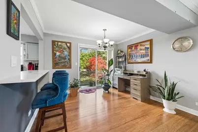 710 Oakton Street #201, Evanston, IL 60202 - Photo 3