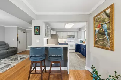 710 Oakton Street #201, Evanston, IL 60202 - Photo 9