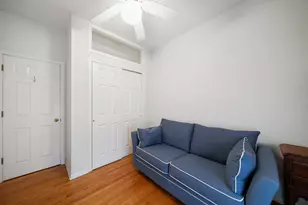841 W Belle Plaine Ave, Chicago, IL 60613 - Photo 25