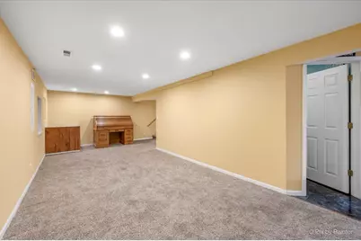 34439 N Hickory Lane, Round Lake, IL 60073 - Photo 25