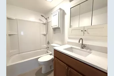 206 Barcliffe Lane #206, Schaumburg, IL 60194 - Photo 9