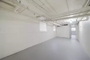 1451 W Berwyn Ave, Chicago, IL 60640 - Photo 37