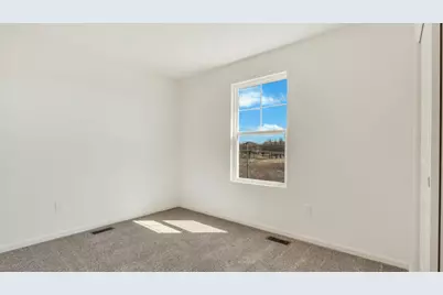 2048 Yellowstone Boulevard, Mundelein, IL 60060 - Photo 23