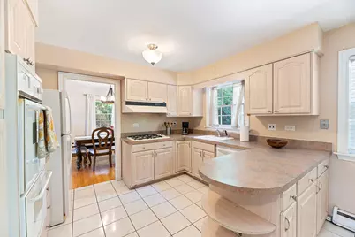 1130 E Lake Avenue, Glenview, IL 60025 - Photo 9
