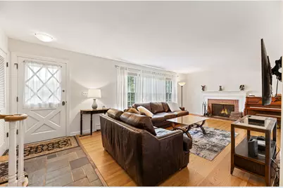 1130 E Lake Avenue, Glenview, IL 60025 - Photo 3