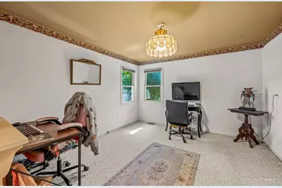 749 Cynthia Drive, Lake Holiday, IL 60548 - Photo 9