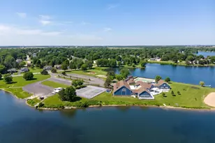 118 NE Valhalla Dr, Poplar Grove, IL 61065 - Photo 35