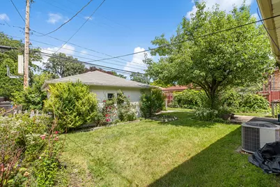 6209 N Caldwell Avenue, Chicago, IL 60646 - Photo 21