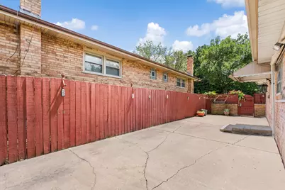6209 N Caldwell Avenue, Chicago, IL 60646 - Photo 19