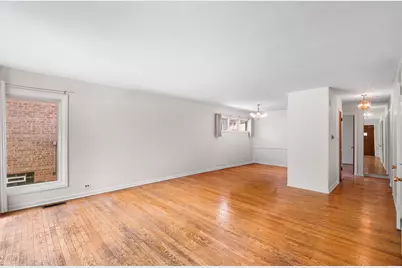 6209 N Caldwell Avenue, Chicago, IL 60646 - Photo 3