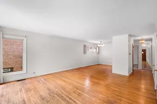 6209 N Caldwell Ave, Chicago, IL 60646 - Photo 3