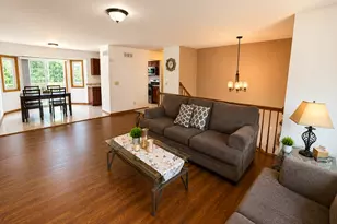 107 King Henry Rd, Poplar Grove, IL 61065 - Photo 7