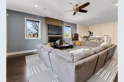 1500 W Huron Street #C, Chicago, IL 60642 - Photo 17