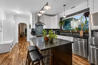 3650 W Oakdale Avenue, Chicago, IL 60618 - Photo 3