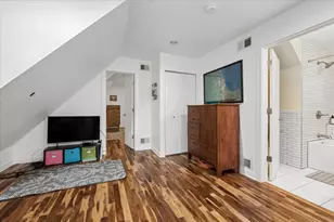 3650 W Oakdale Ave, Chicago, IL 60618 - Photo 13