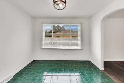 10128 Parke Avenue, Oak Lawn, IL 60453 - Photo 9