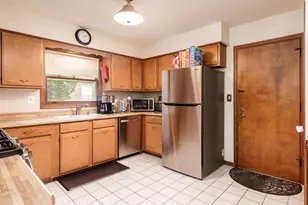 2212 Silverthorn Dr, Rockford, IL 61107 - Photo 19
