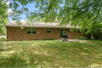 2212 Silverthorn Drive, Rockford, IL 61107 - Photo 5
