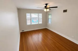 219 Spring Ave, Naperville, IL 60540 - Photo 5