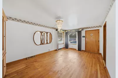 624 Marshall Avenue, Bellwood, IL 60104 - Photo 7