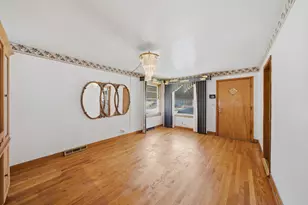 624 Marshall Ave, Bellwood, IL 60104 - Photo 7