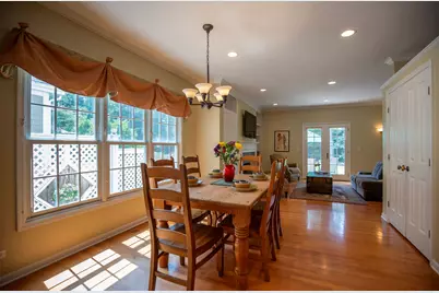 2307 Catherine Street, Northbrook, IL 60062 - Photo 9