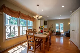 2307 Catherine St, Northbrook, IL 60062 - Photo 9