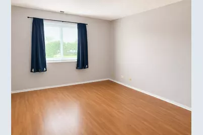 601 W Huntington Commons Road #302, Mount Prospect, IL 60056 - Photo 11