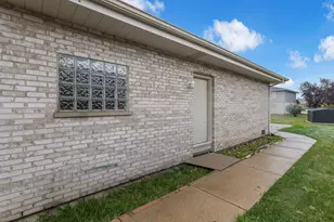 9147 Boardwalk Terrace, Orland Hills, IL 60487 - Photo 31