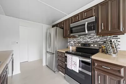1400 N Yarmouth Place #304, Mount Prospect, IL 60056 - Photo 7