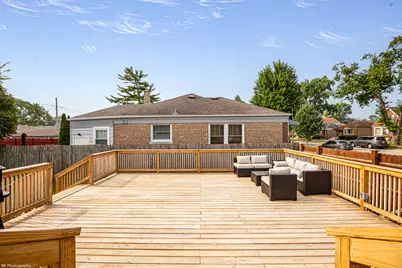 9619 S Albany Avenue, Evergreen Park, IL 60805 - Photo 23