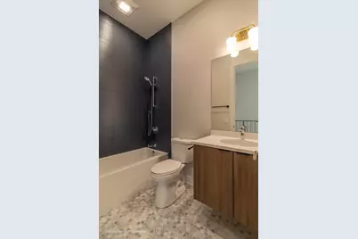 6852 S Langley Avenue, Chicago, IL 60637 - Photo 7