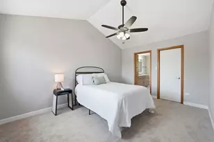 11304 Brook Crossing Ct, Orland Park, IL 60467 - Photo 17
