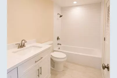 76 Bright Oaks Circle, Cary, IL 60013 - Photo 7