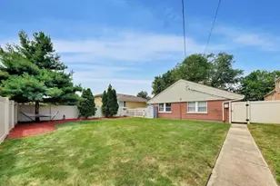 9717 S Avers Ave, Evergreen Park, IL 60805 - Photo 25