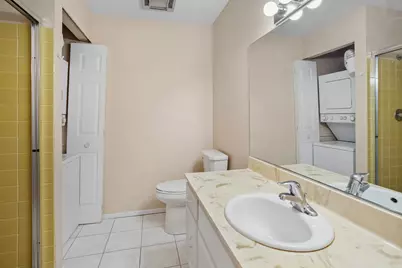 200 Lake Boulevard #428, Buffalo Grove, IL 60089 - Photo 17