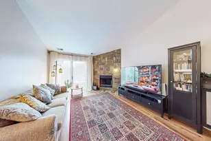 225 Columbia Ct, Schaumburg, IL 60193 - Photo 7