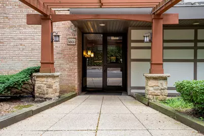 5800 Oakwood Drive #1B, Lisle, IL 60532 - Photo 3