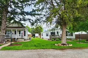 650 & 660 W Elm St, South Wilmington, IL 60474 - Photo 1