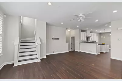 3 Margaret Court, Schaumburg, IL 60194 - Photo 3