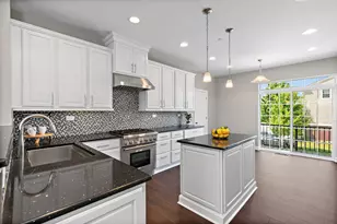 3 Margaret Ct, Schaumburg, IL 60194 - Photo 13