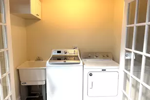 10 N State St, Elgin, IL 60123 - Photo 11