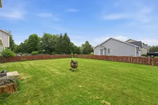2636 Jenna Cir, Montgomery, IL 60538 - Photo 27