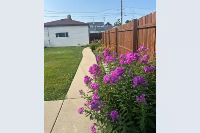 1748 E 83rd Street, Chicago, IL 60617 - Photo 3