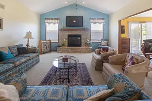 1801 Squires Landing, Rochelle, IL 61068 - Photo 9