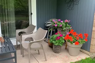 1963 Ammer Ridge Ct, Glenview, IL 60025 - Photo 15