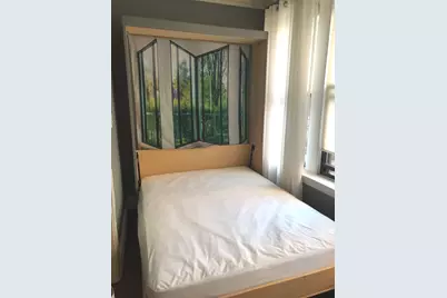 751 W Brompton Avenue #2E, Chicago, IL 60657 - Photo 9