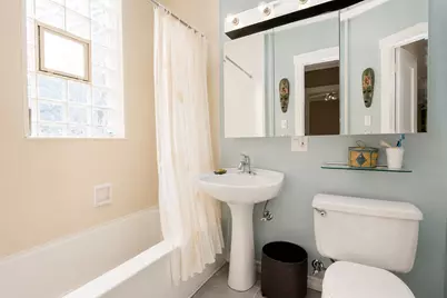 751 W Brompton Avenue #2E, Chicago, IL 60657 - Photo 11