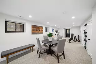 5407 W Pensacola Ave, Chicago, IL 60641 - Photo 27